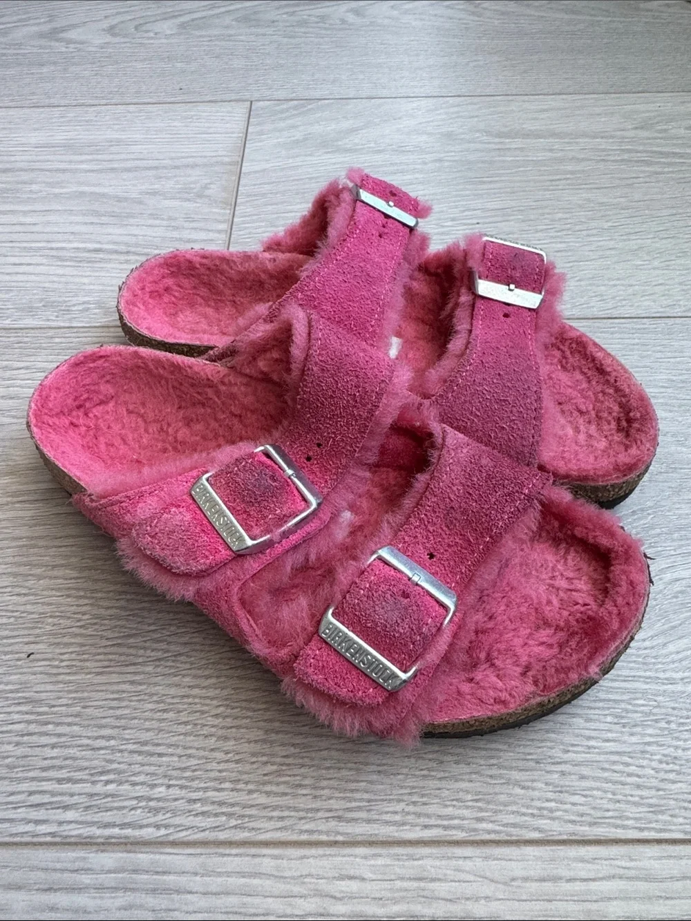 Birkenstock Kids Fuzzy Slide Sandals in Bright Pink | size 12-12.5 US